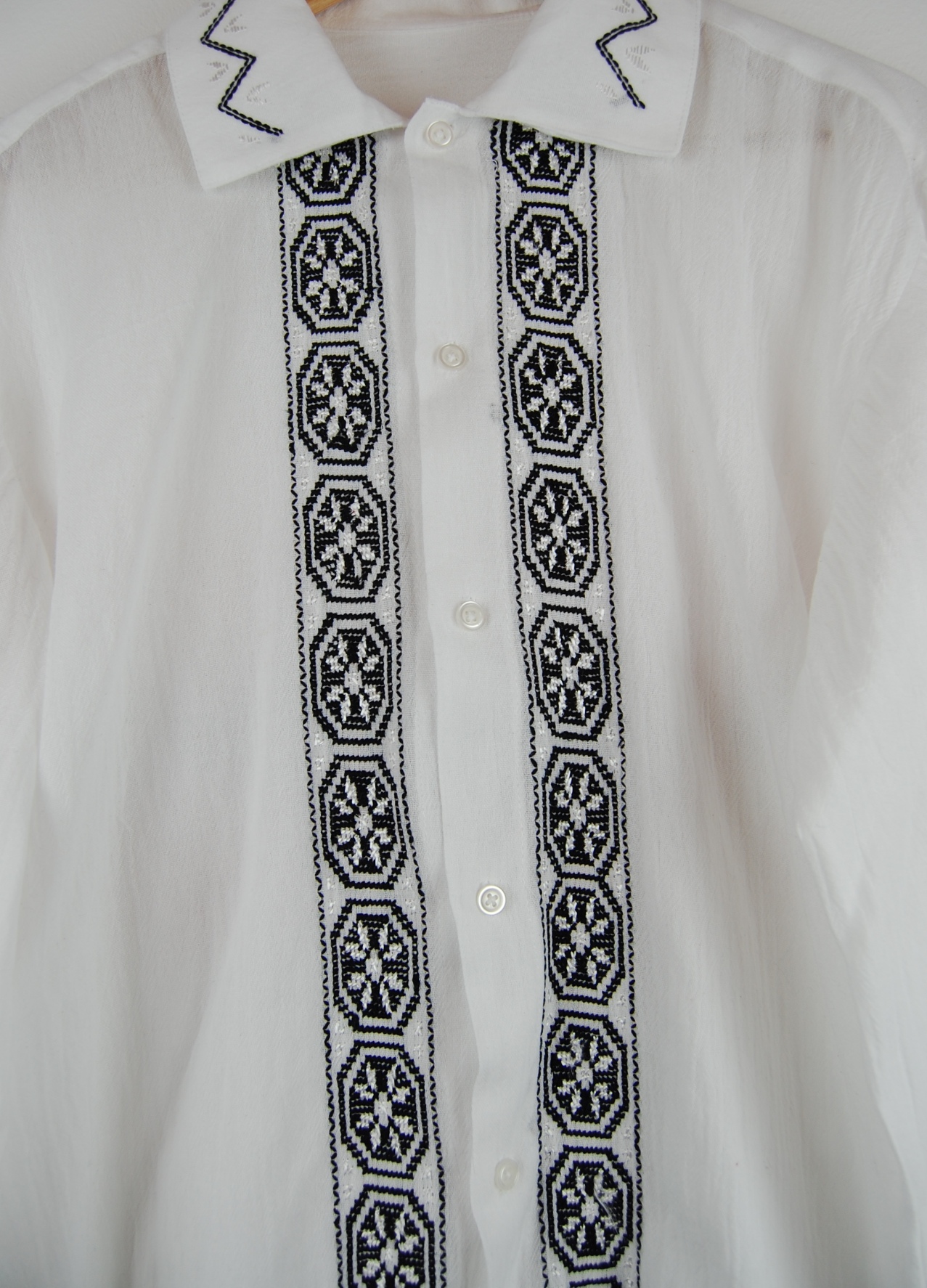 Cămașă_tradițională_C_18.23.2