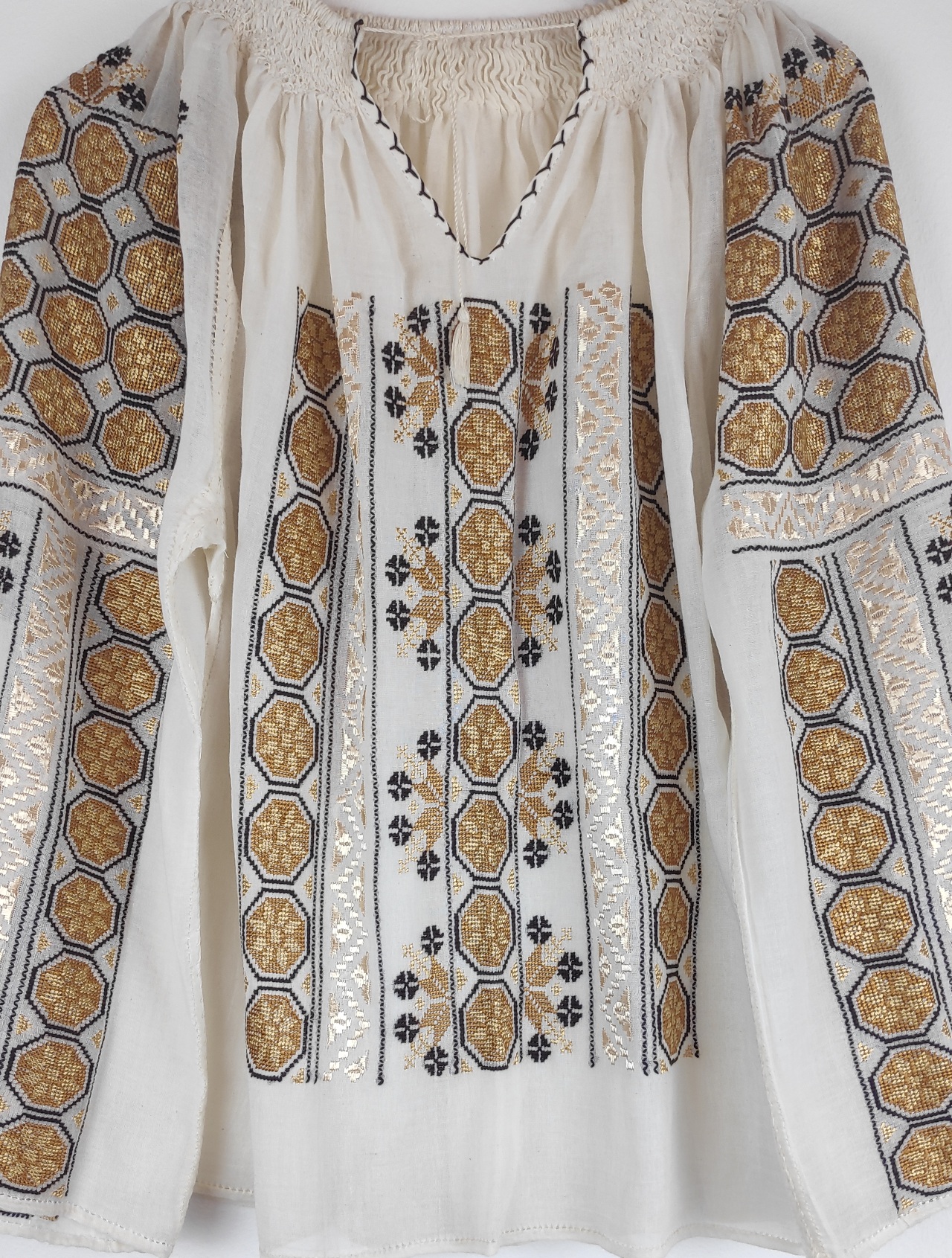 Ie_tradițională_românească_IE_34.16.20_p2